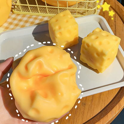 Extra stor ostformad squishy stressleksak